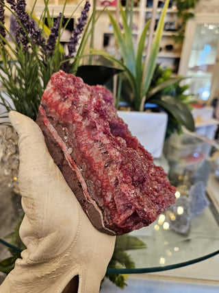Beautiful Red Velvet Candle, Amethyst Candle, Healing Crystal, Home Decor, Gift (168)
