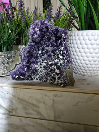 AMETHYST and CALCITE CRYSTAL DEPOSITS

CHIQUE Rock Shop