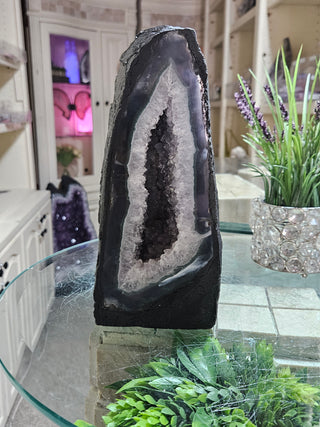 Amethyst Cave, Cathedral

CHIQUE Rock Shop