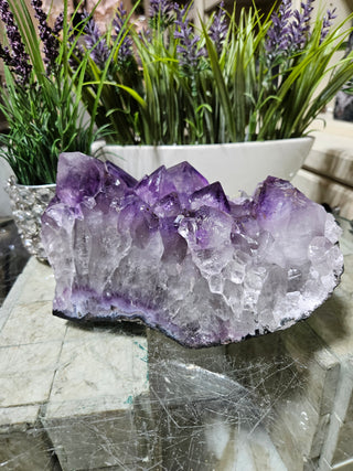 AMETHYST QUARTZ CLUSTER

CHIQUE Rock Shop