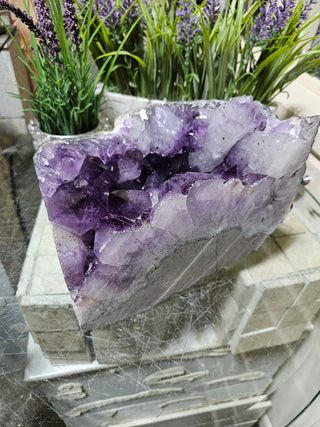 Amethyst Crystal

CHIQUE Rock Shop