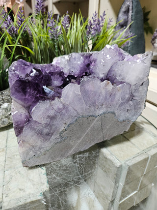 Amethyst Crystal

CHIQUE Rock Shop