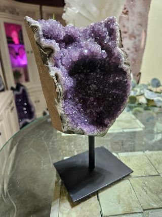 Amethyst on Metal Stand

CHIQUE Rock Shop