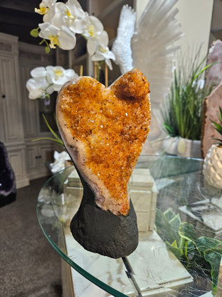 CITRINE HEART SHAPED CRYSTAL

CHIQUE Rock Shop 
