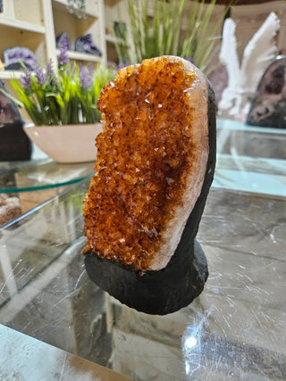 CITRINE CLUSTER, CRYSTAL

CHIQUE Rock Shop 
