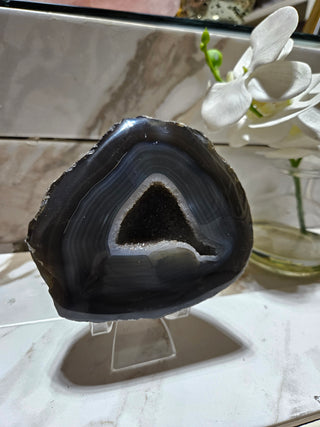 Dark Gray Geode, Blue Hues, White trim.

CHIQUE Rock Shop 
