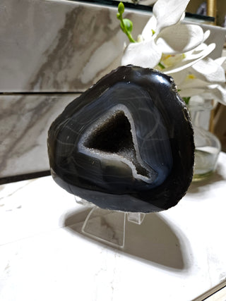 Dark Gray Geode, Blue Hues, White trim.

CHIQUE Rock Shop 