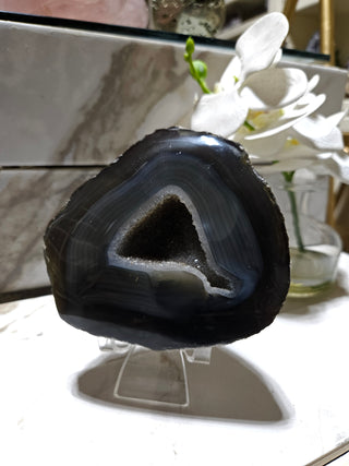 Dark Gray Geode, Blue Hues, White trim.

CHIQUE Rock Shop 