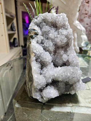 Gray Amethyst Cut Base

CHIQUE Rock Shop