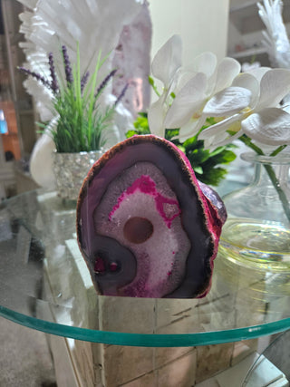 Pink, Gray & White Agate Slab

CHIQUE Rock Shop