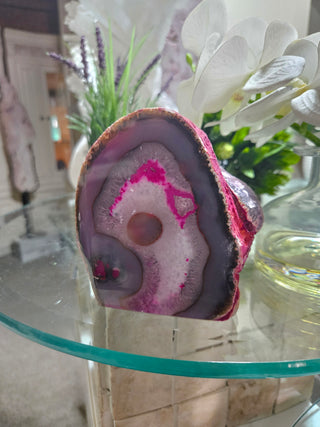 Pink, Gray & White Agate Slab

CHIQUE Rock Shop