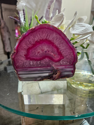 Pink Agate Slab

CHIQUE Rock Shop
