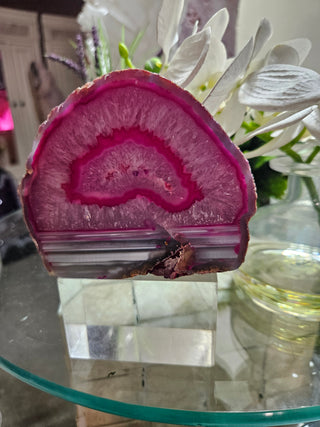 Pink Agate Slab

CHIQUE Rock Shop