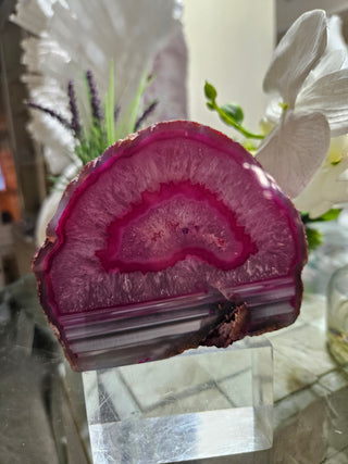 Pink Agate Slab

CHIQUE Rock Shop