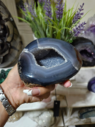Dark Blue Agate Geode

CHIQUE Rock Shop