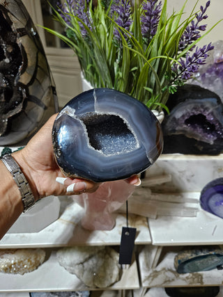 Dark Blue Agate Geode

CHIQUE Rock Shop