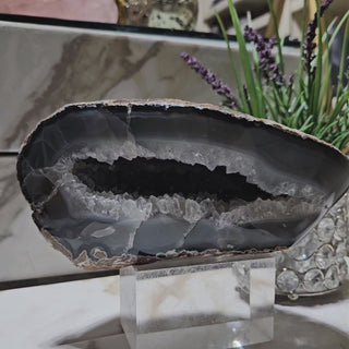BLUE and GRAY Agate GEODE

CHIQUE Rock Shop