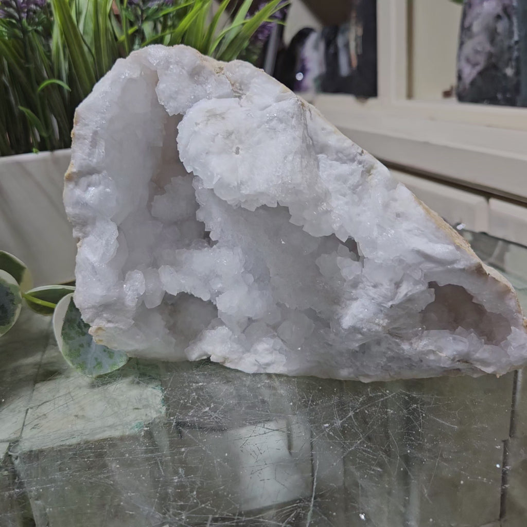 Clear Quartz Geode, Snowy Quartz

CHIQUE Rock Shop