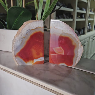 Orange and White Bookends.  Natural Stone.

CHIQUE Rock Shop