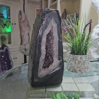 Amethyst Cave, Cathedral

CHIQUE Rock Shop