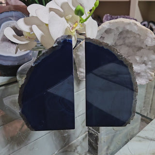 Dark Blue Agate Bookends.  

CHIQUE Rock Shop