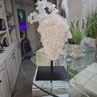 Aura Quartz on Metal Stand

CHIQUE Rock Shop